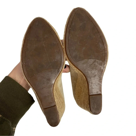 Schutz Espadrille Wedges Shoes Womens 6.5 Nude Tan Neutral Suede Heels Round Toe - Picture 8 of 9